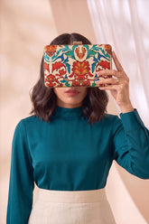 Fineur Clutch Antique Art