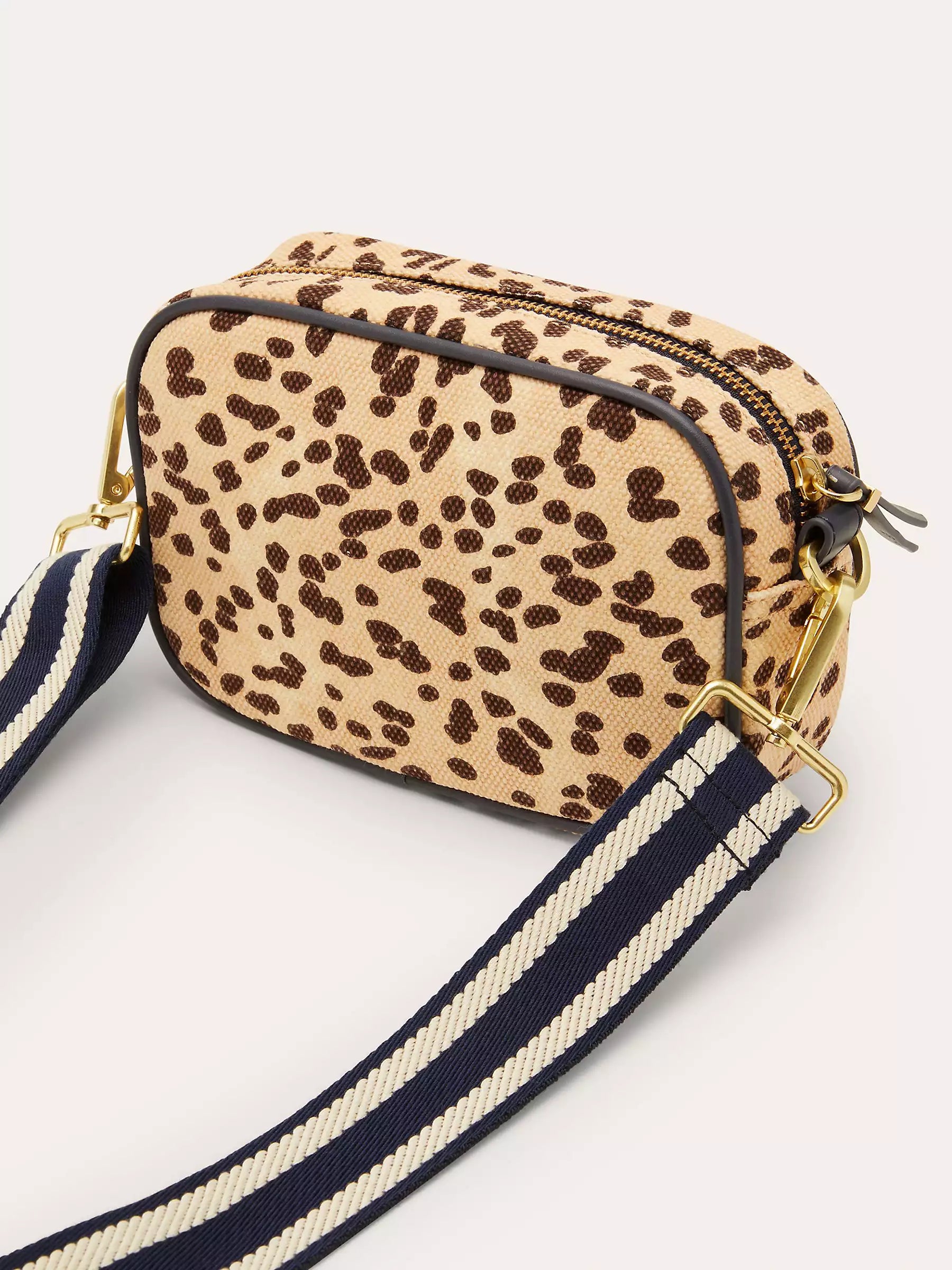 Buy CheetahPrintCrossbodyBags in Pakistan