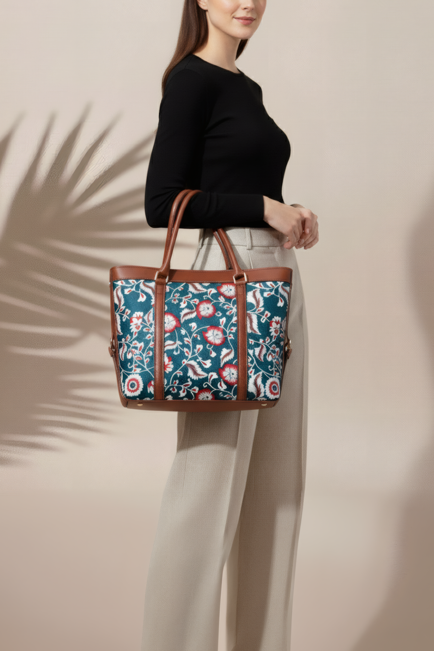 Fineur Strap Canvas Tote Bag Allure