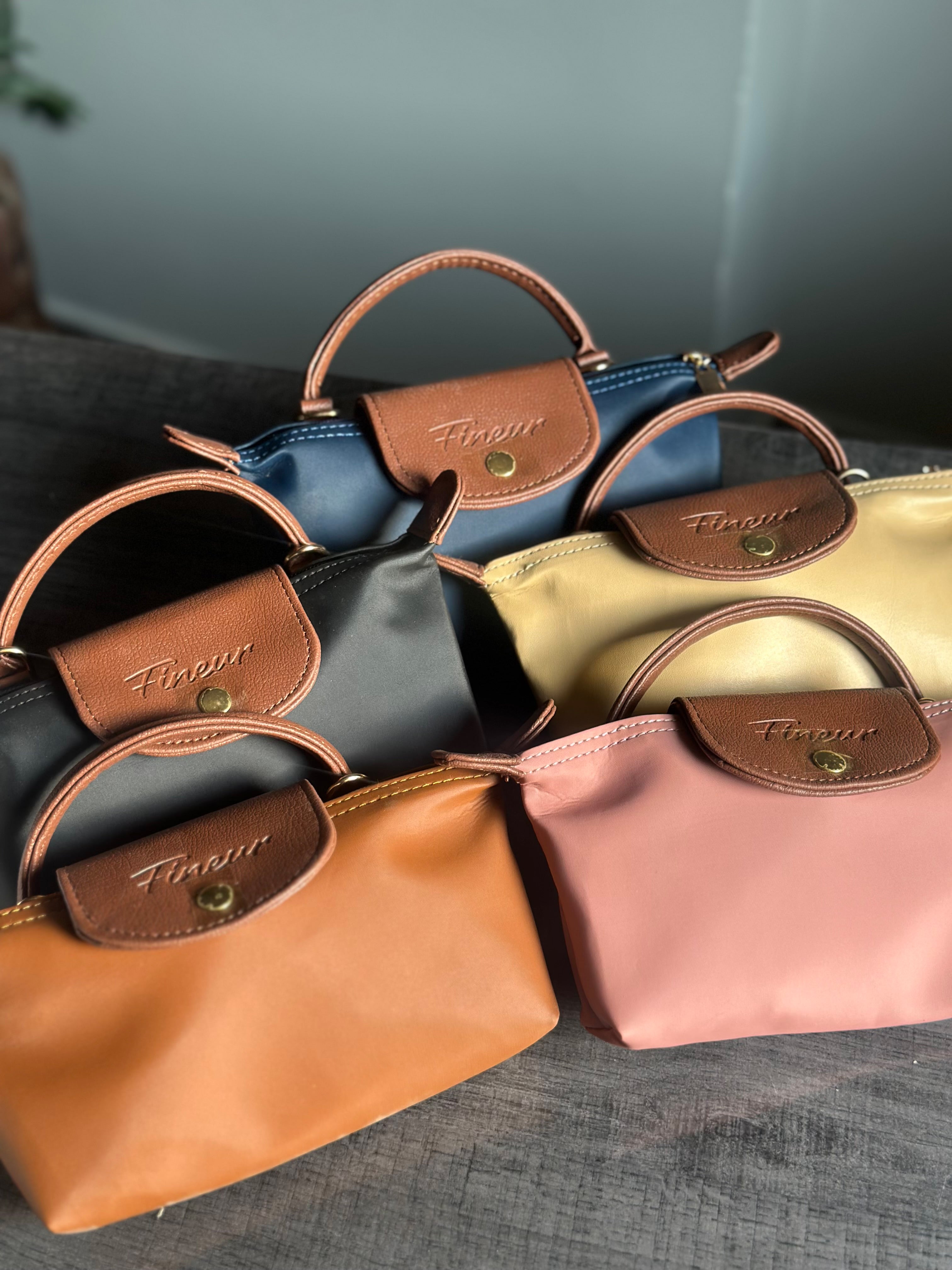 Fineur Crossbody Champ - Pastel Yellow