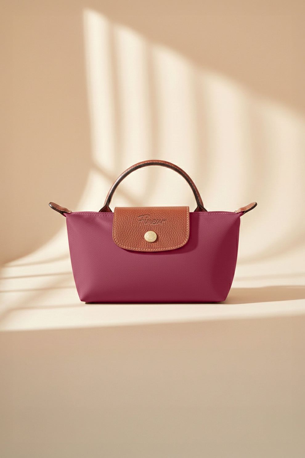 Fineur Crossbody Champ - Beet Red