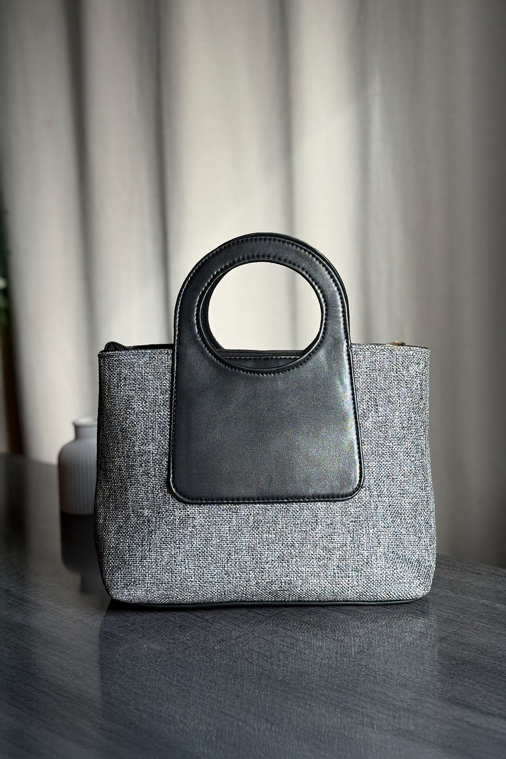 Fineur Halo Jute Shoulder Bag - Grey
