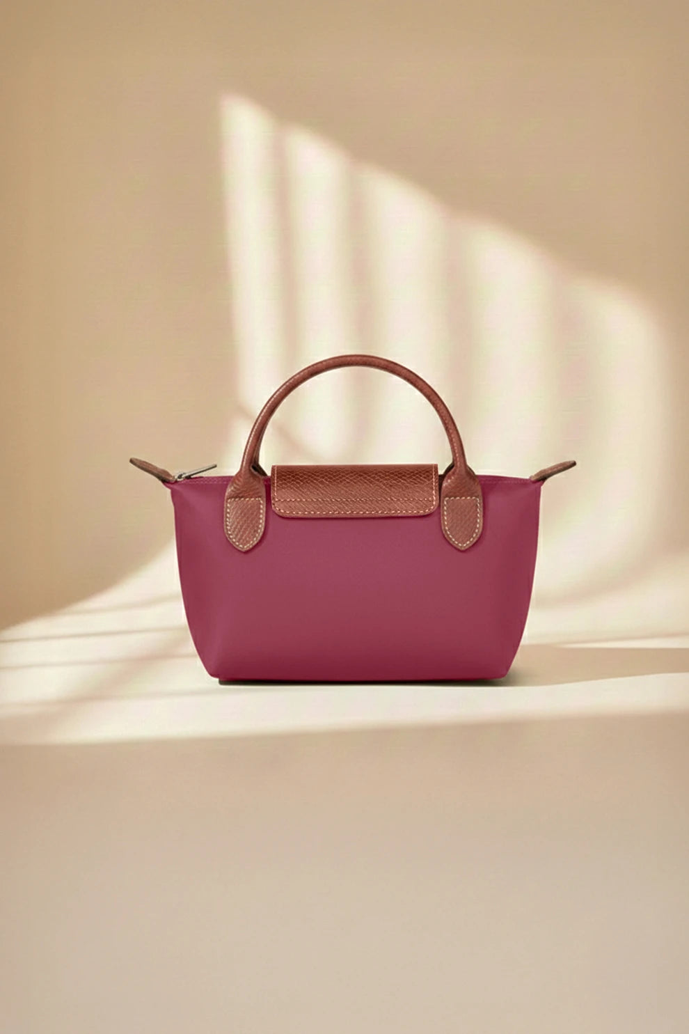 Fineur Crossbody Champ - Beet Red