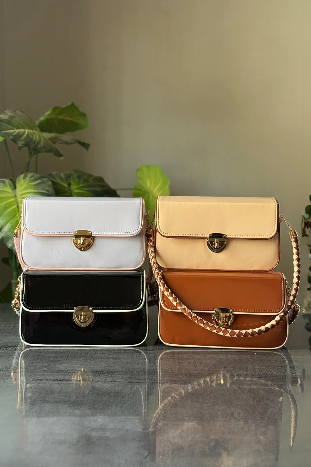 Fineur Shoulder Bag Sheen - Brown