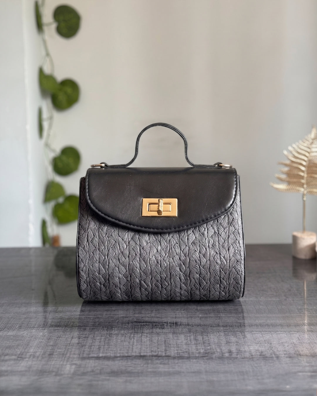 Fineur Handbag Oceya - Black
