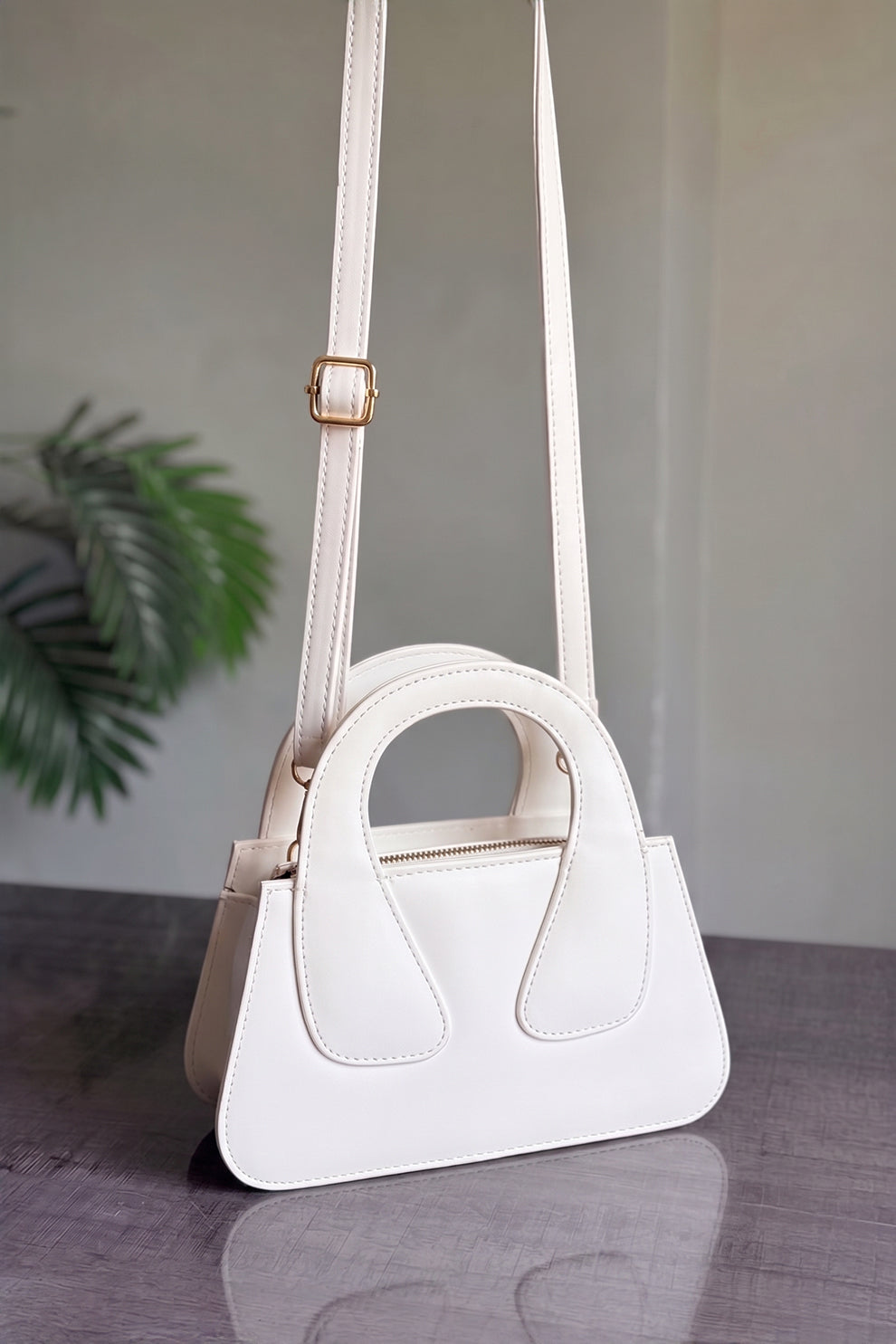 Fineur Handbag Crest - White