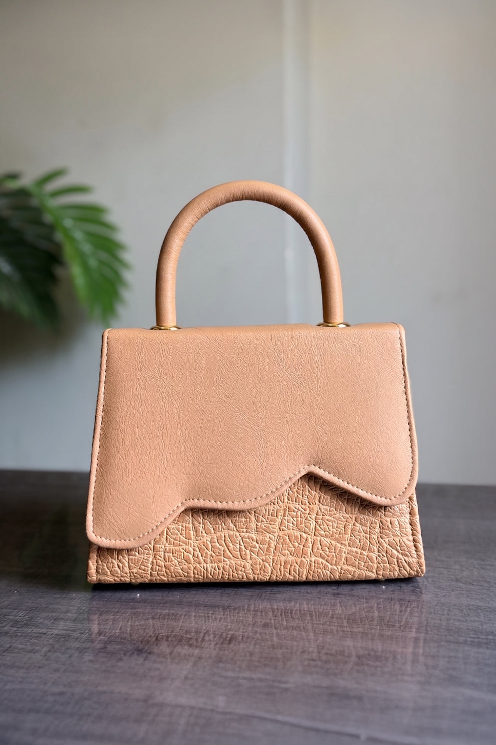 Fineur HandBag Wavina - Fawn
