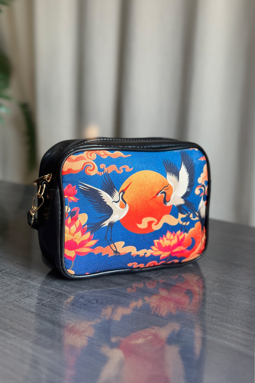 Fineur Crossbody Sky Crane