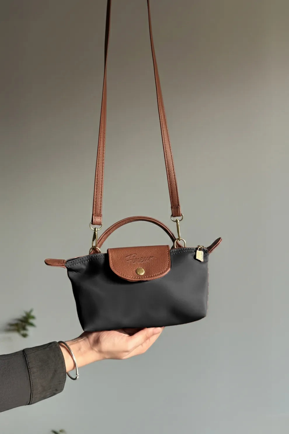 Fineur Crossbody Champ - Black