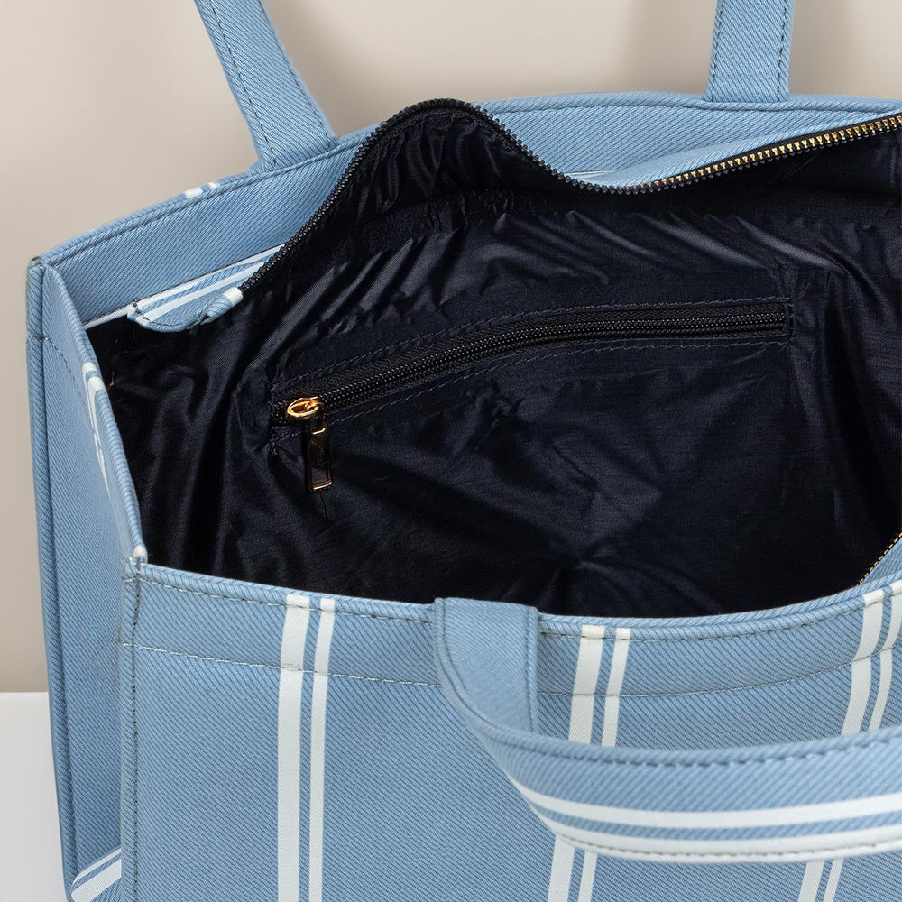 Shop trendy blue summer tote for women in Pakistan – order online now
