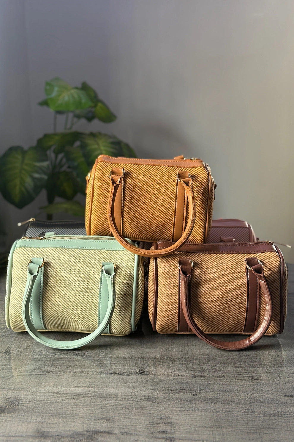 Fineur Handbag Duffy - Dark Brown