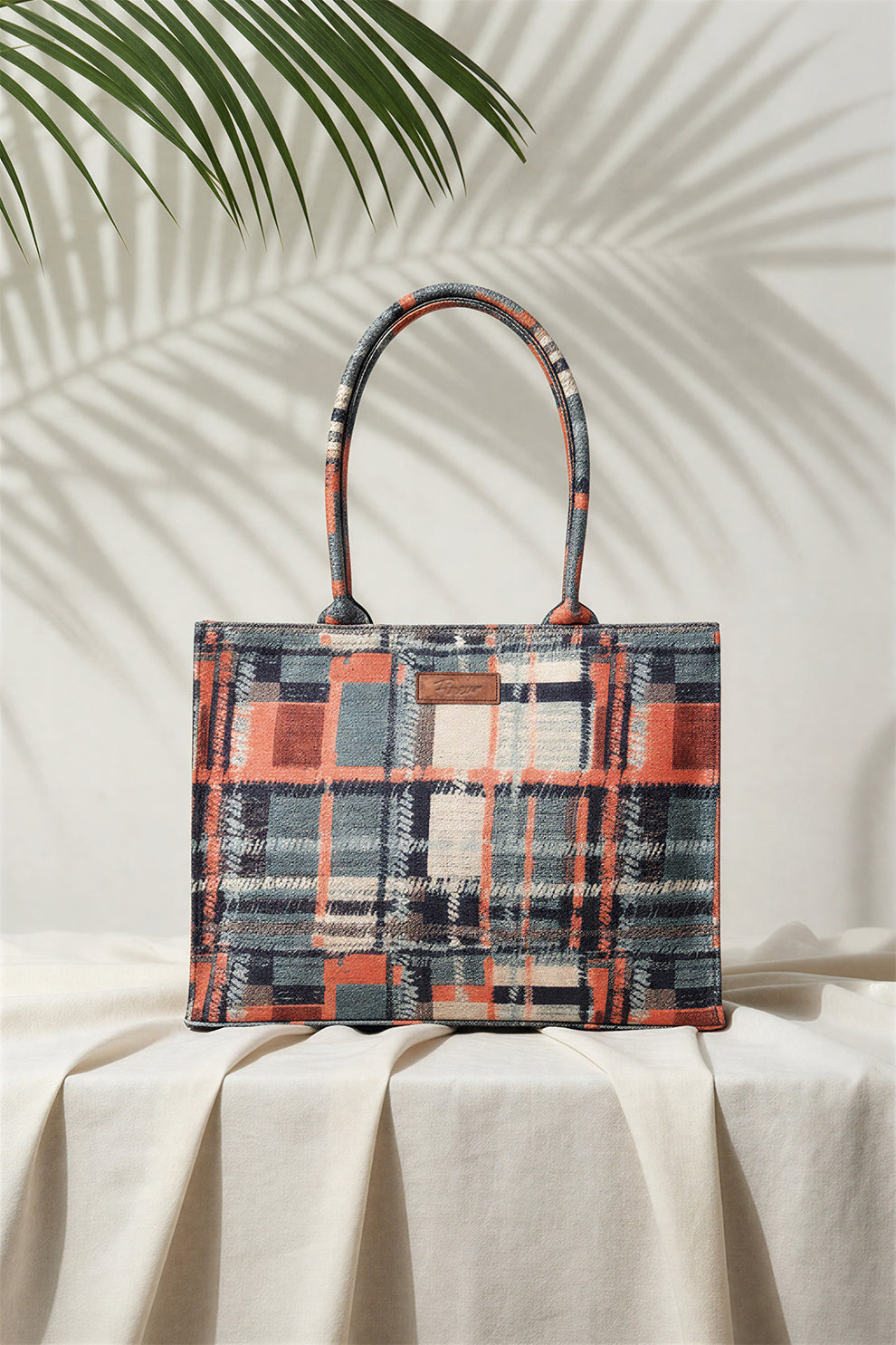 Fineur Canvas Tote Check Mate