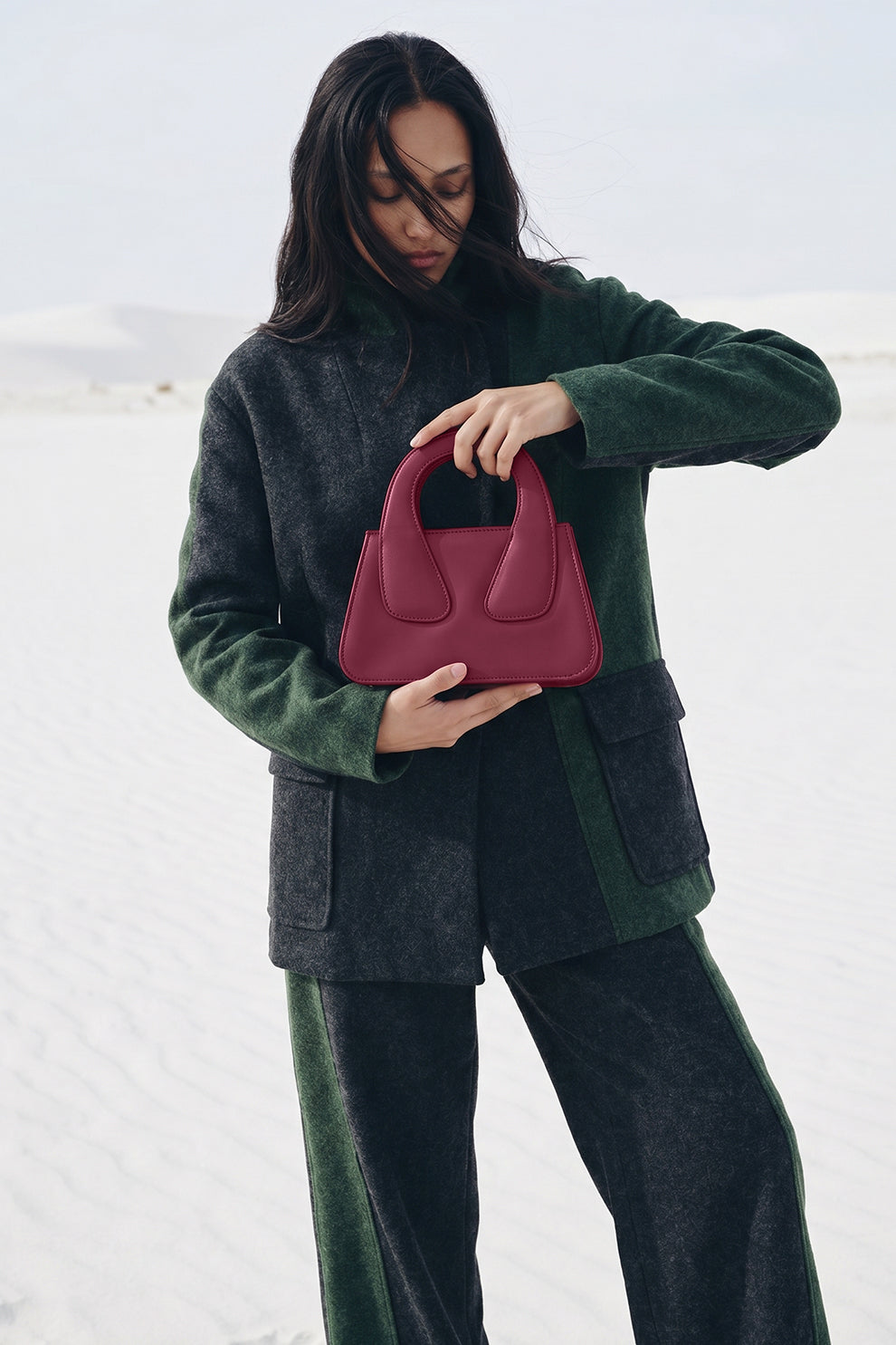 Fineur Handbag Crest - Maroon