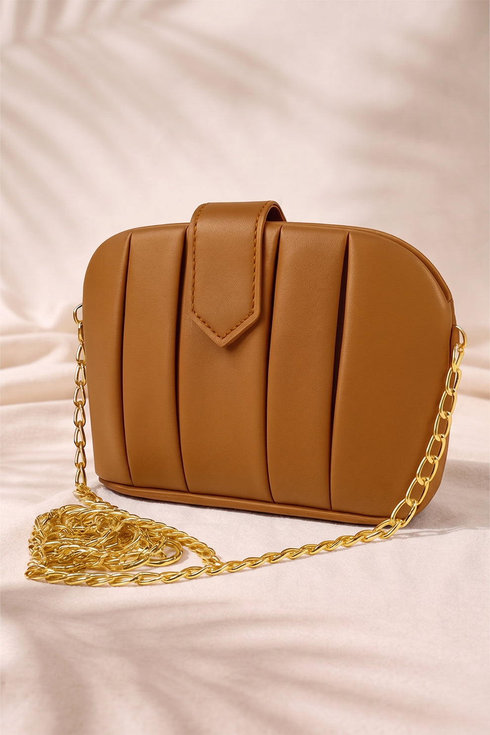 Fineur Crossbody Arc Flap - Brown