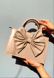 Fineur HandBag Gloss Bow Beige