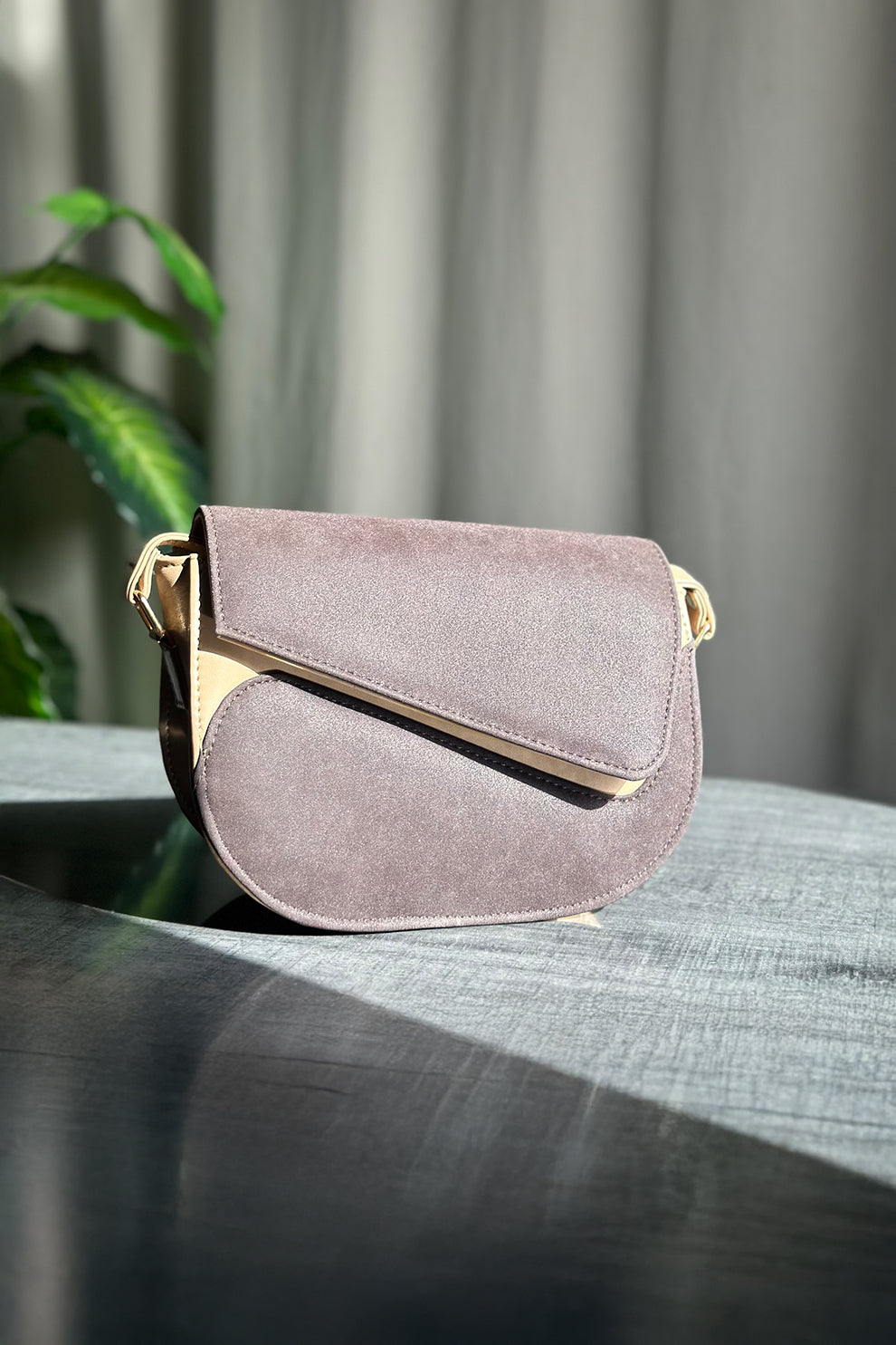 Fineur Sling Shoulder Bag Lumes - Dark Brown