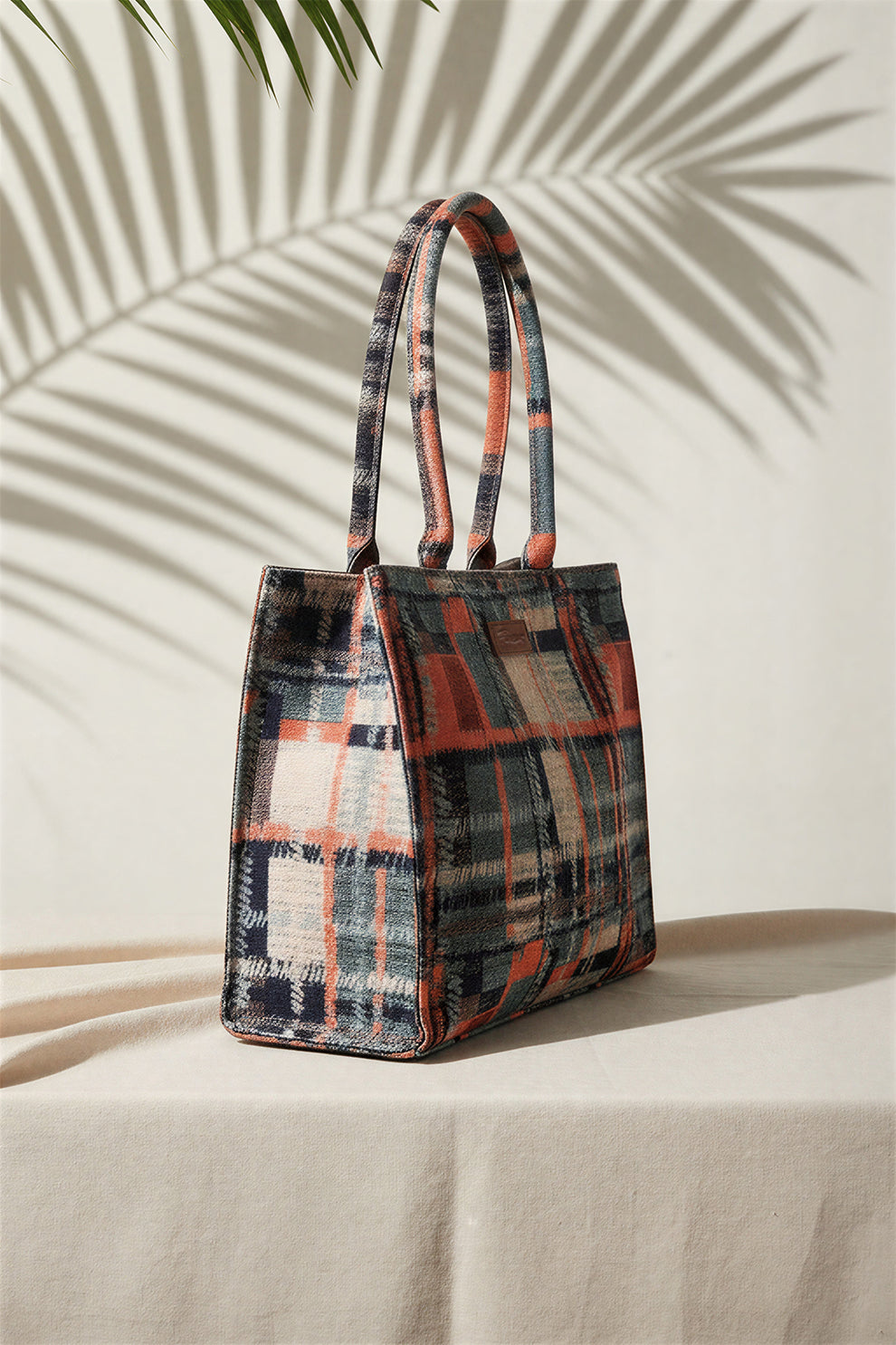 Fineur Canvas Tote Check Mate