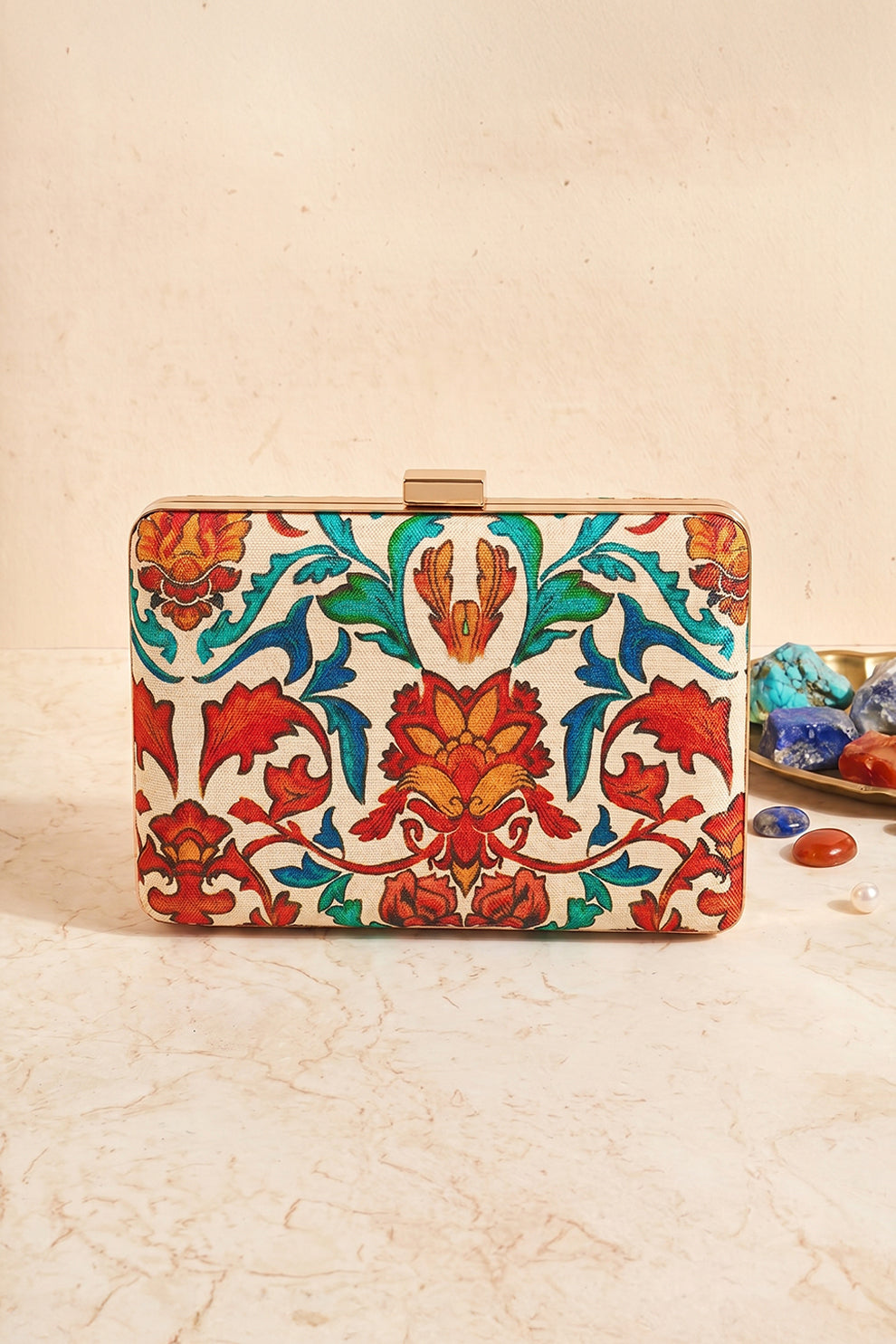 Fineur Clutch Antique Art