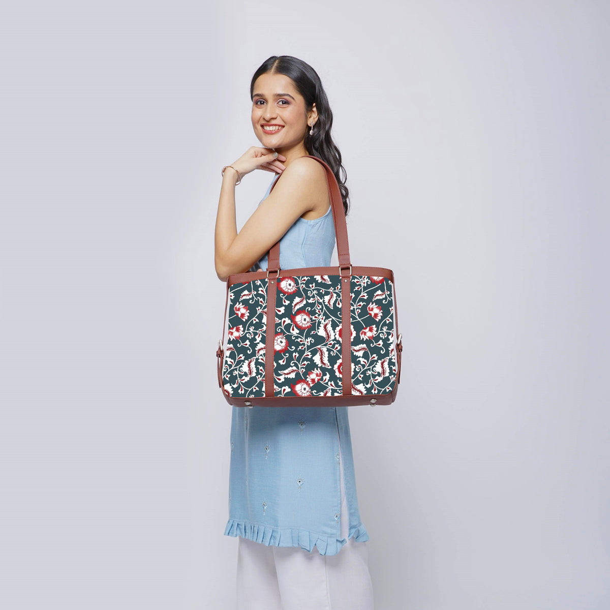 Fineur - Wildflower Bliss Canvas Tote Bag