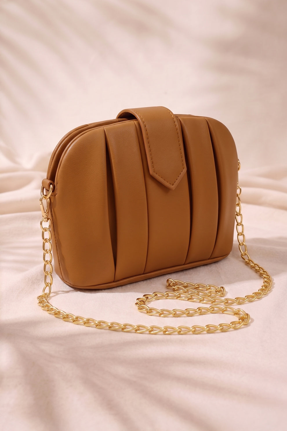 Fineur Crossbody Arc Flap - Brown