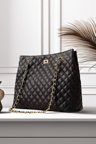 Premium ladies shoulder bag for daily use in Pakistan
