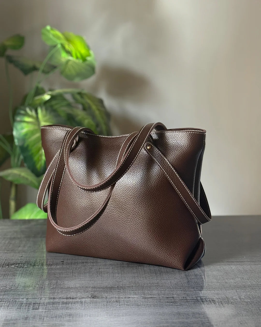 Fineur Tote Dove - Dark Brown