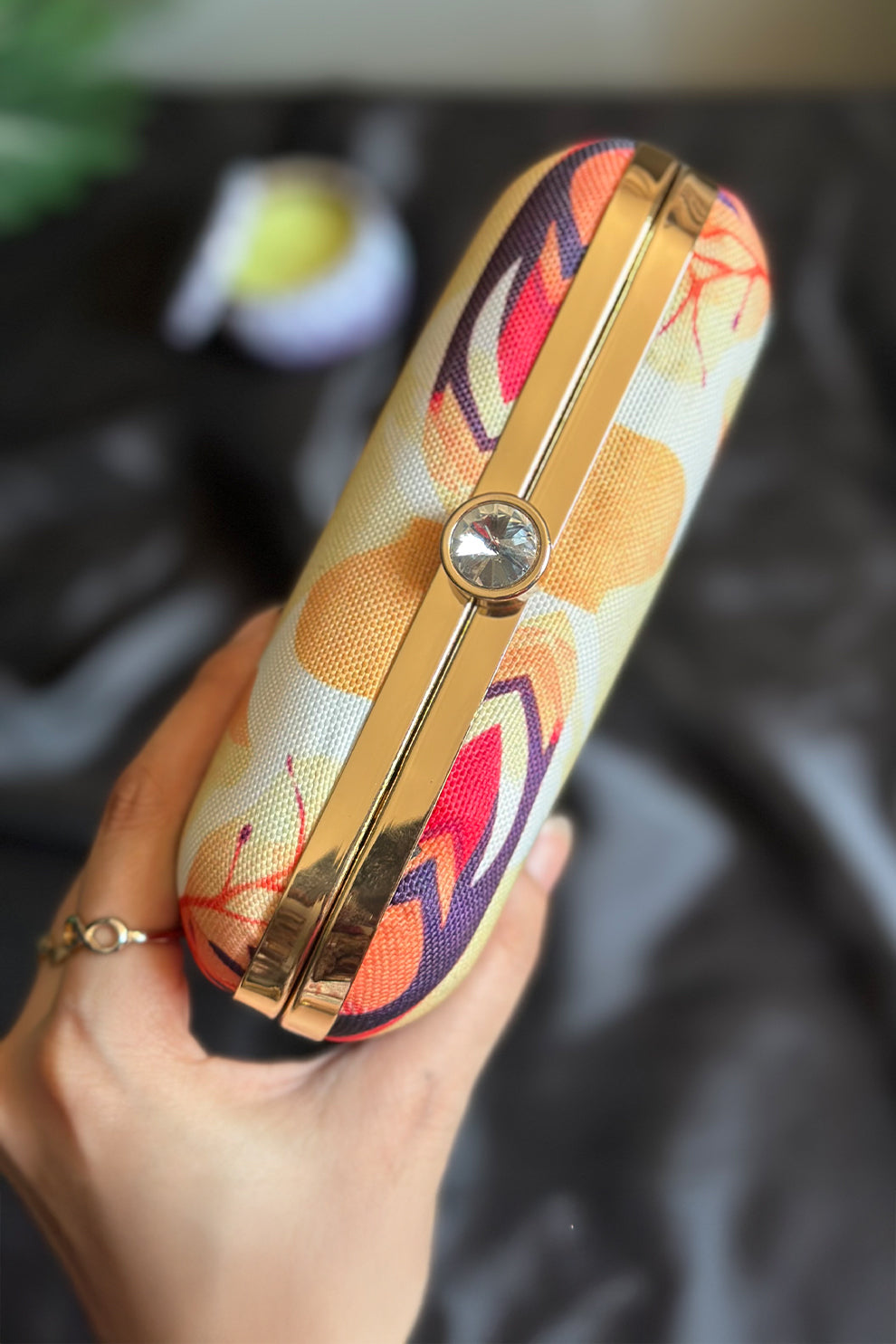 Most Viral Aesthetic Designer Clutches online in Pakistan