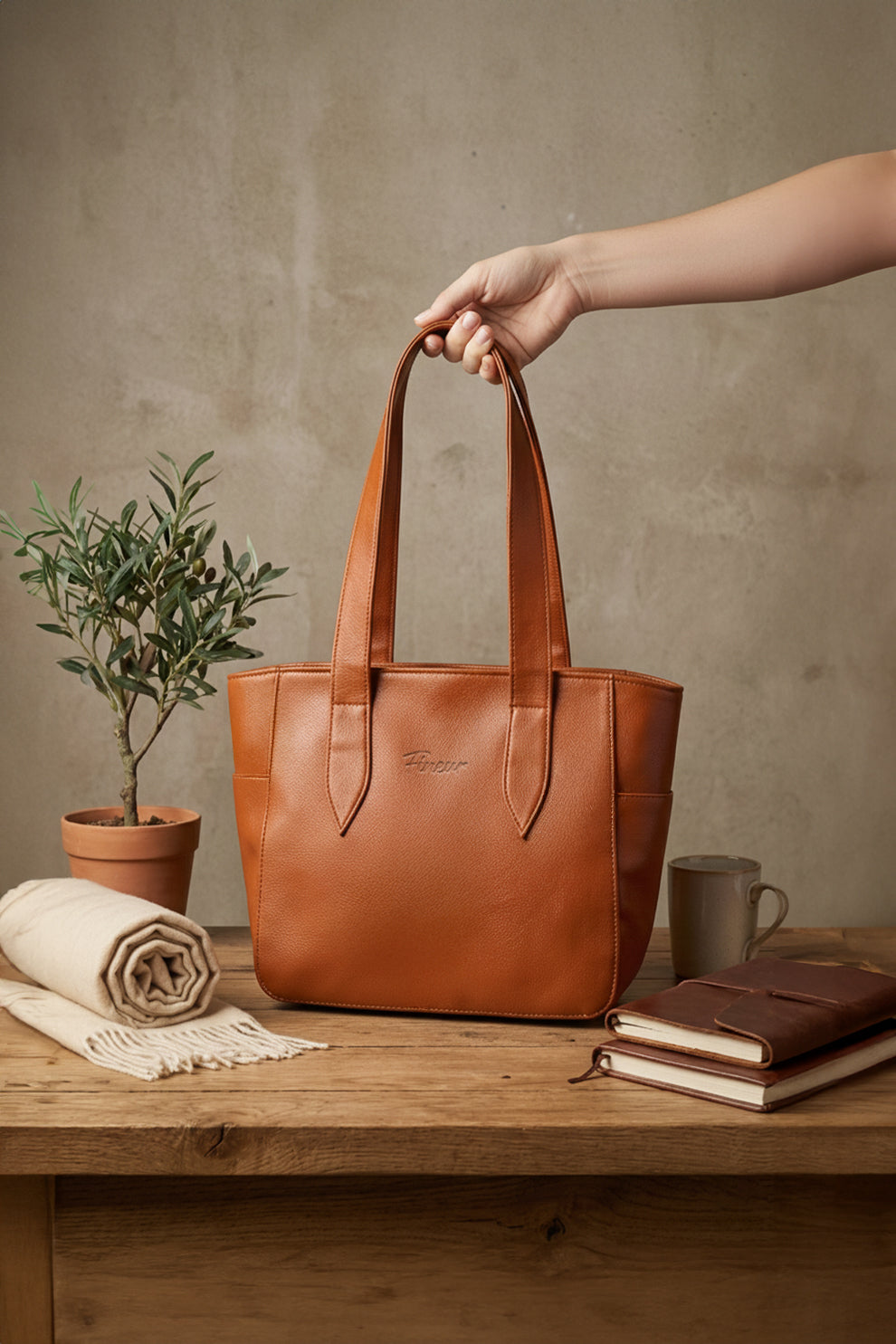 Fineur Shoulder Bag Rust