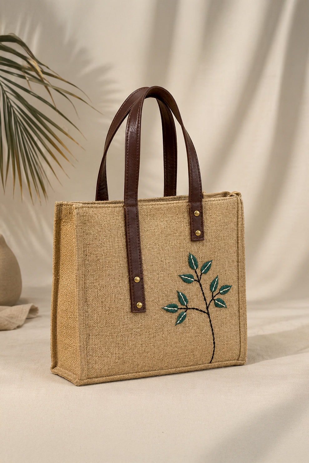 Fineur Handbag Willow - Hand Embroidered