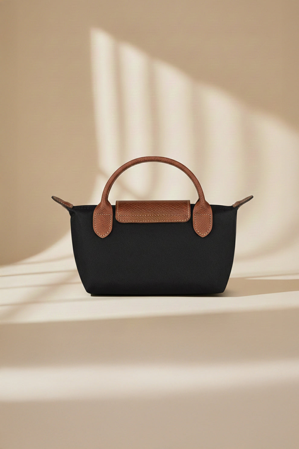 Fineur Crossbody Champ - Black