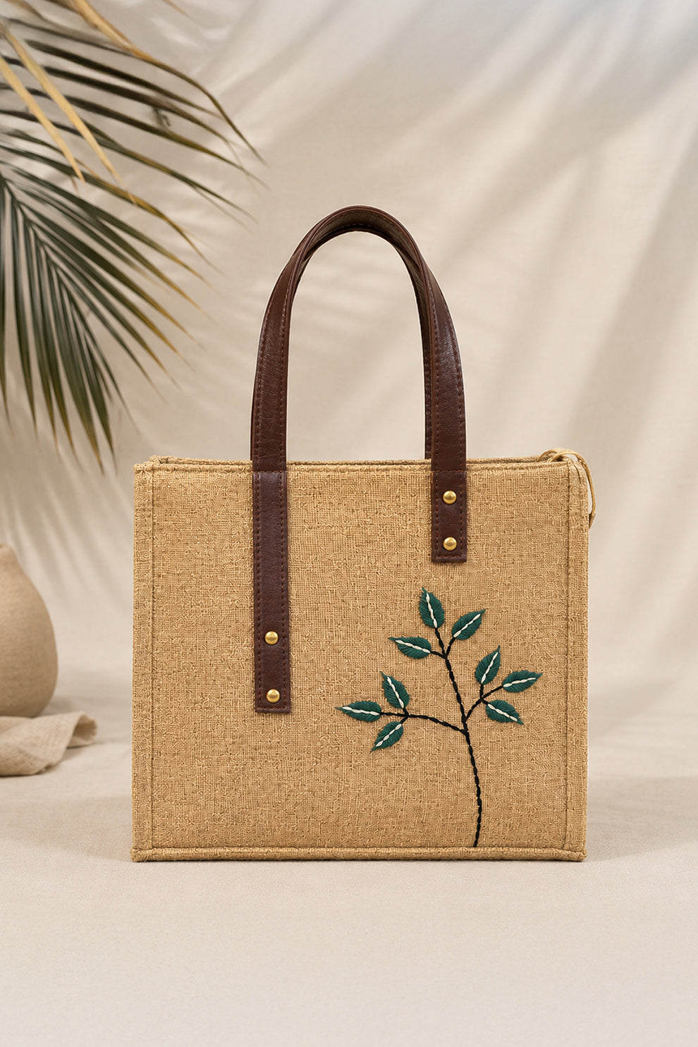 Fineur Handbag Willow - Hand Embroidered