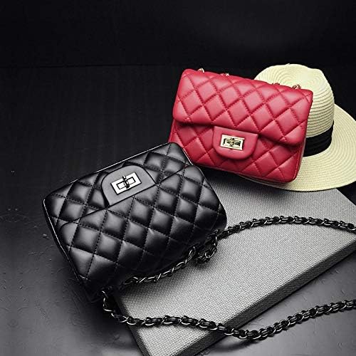 Fineur - Quilted DockLock Crossbody Bag ~ Red