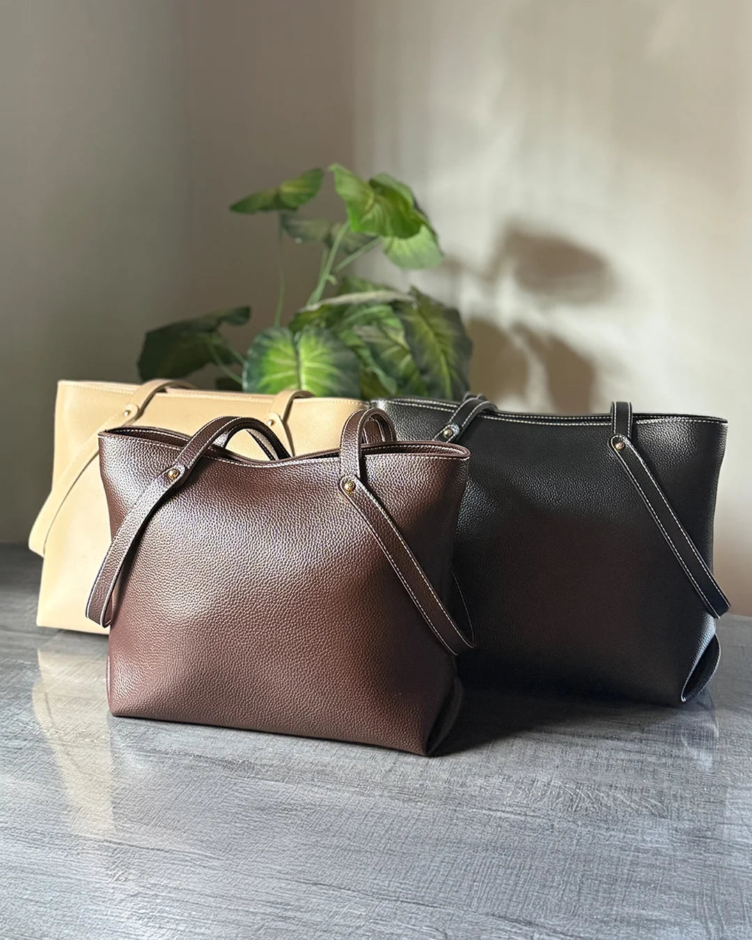 Fineur Tote Dove - Dark Brown