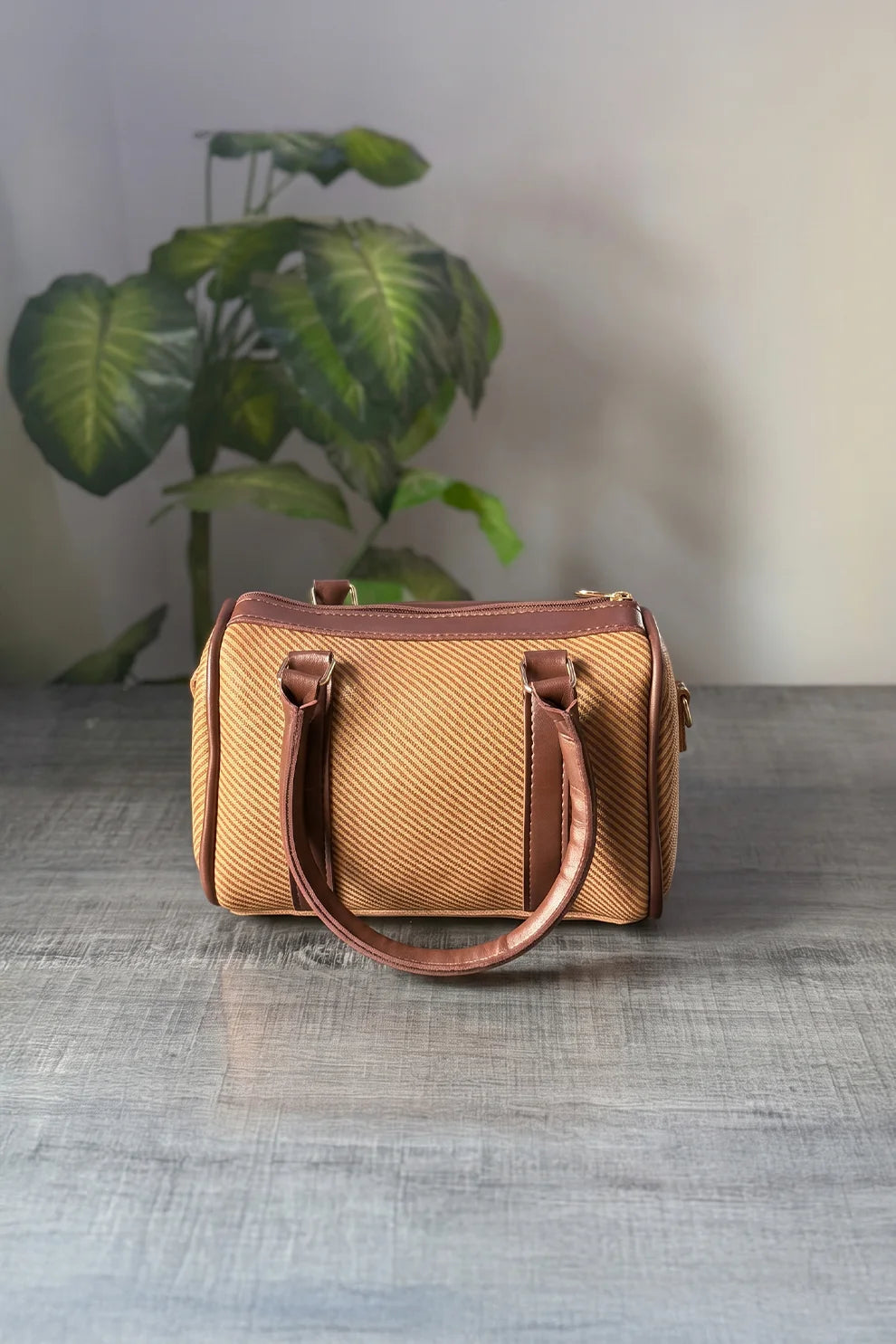 Fineur Handbag Duffy - Dark Brown