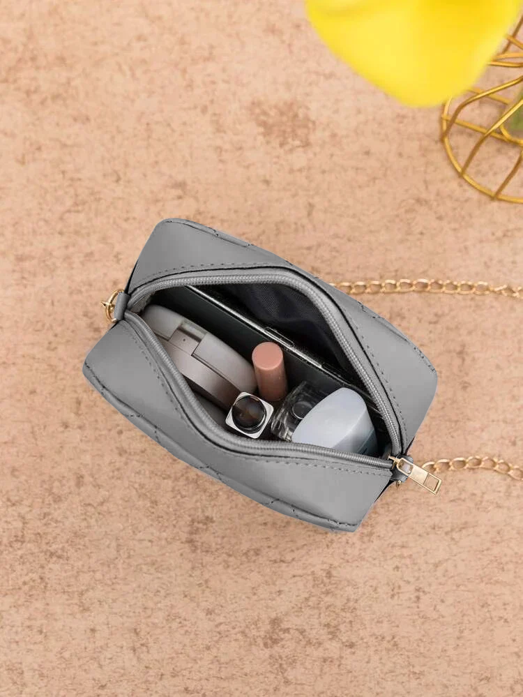 Urban Chic Crossbody Bag - Gray