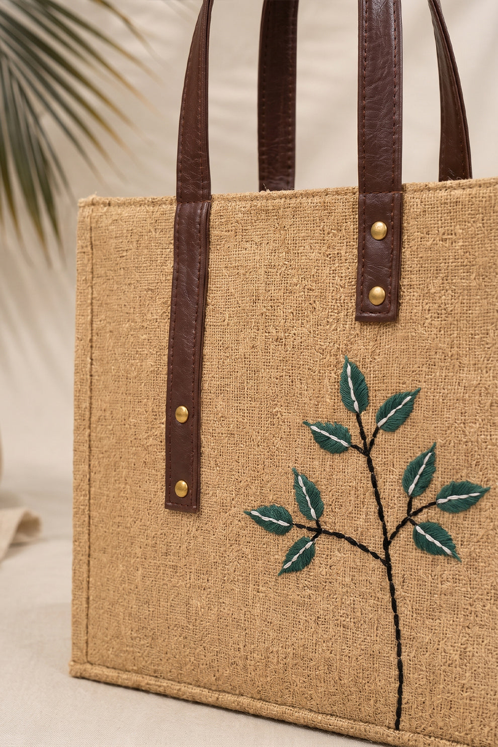Fineur Handbag Willow - Hand Embroidered