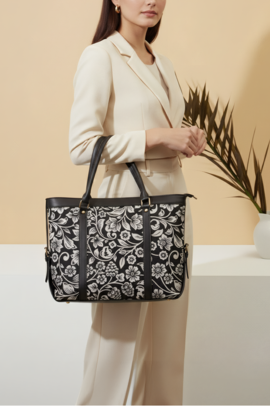 Fineur Strap  Canvas Tote Bag Black Floral