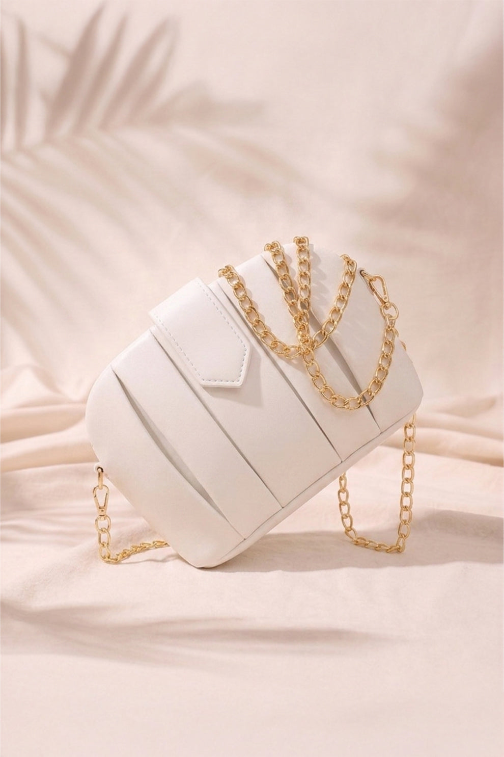 Fineur Crossbody Arc Flap - White