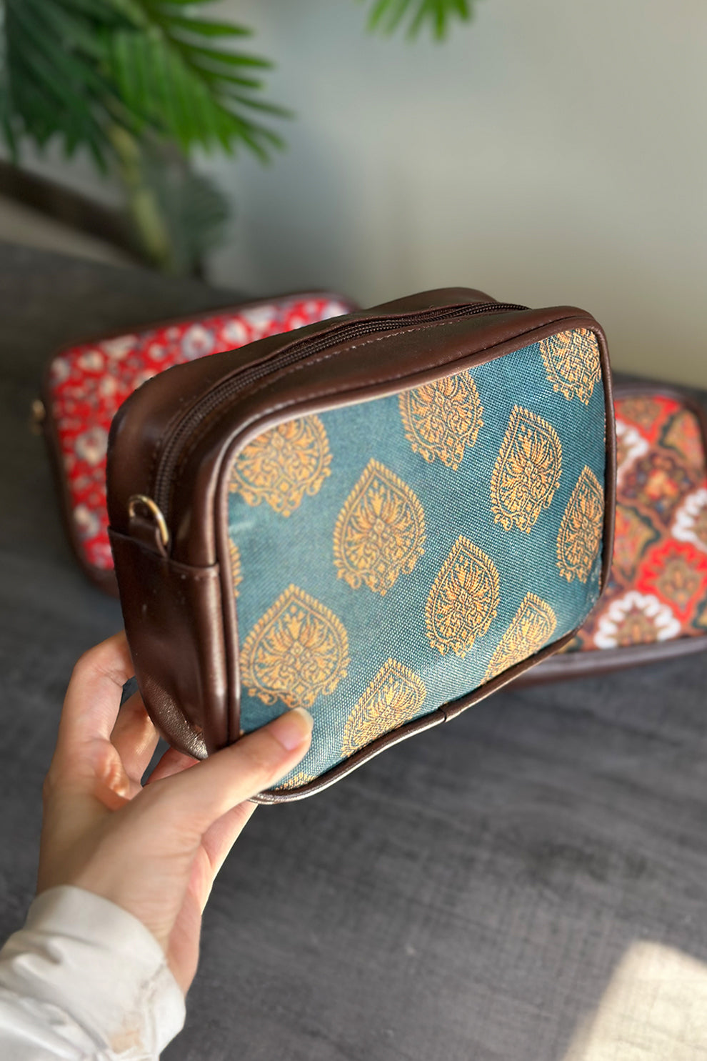 Fineur Crossbody Emerald Motif