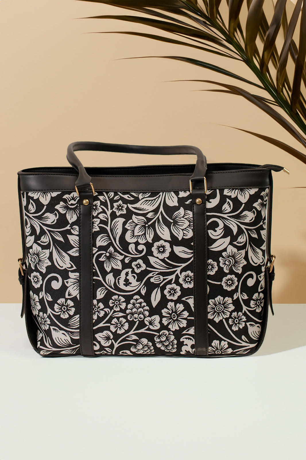 Women Fashion Canvas Tote Bag in  Pakistan