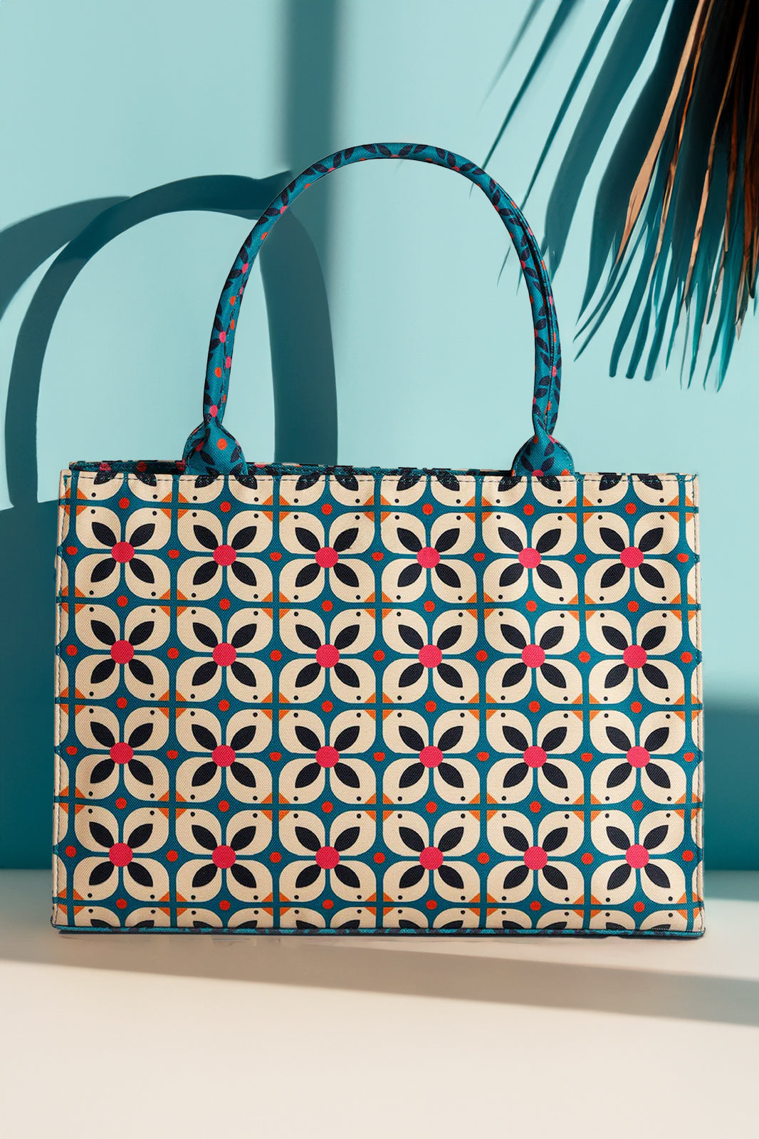 Trendy canvas tote bag for women