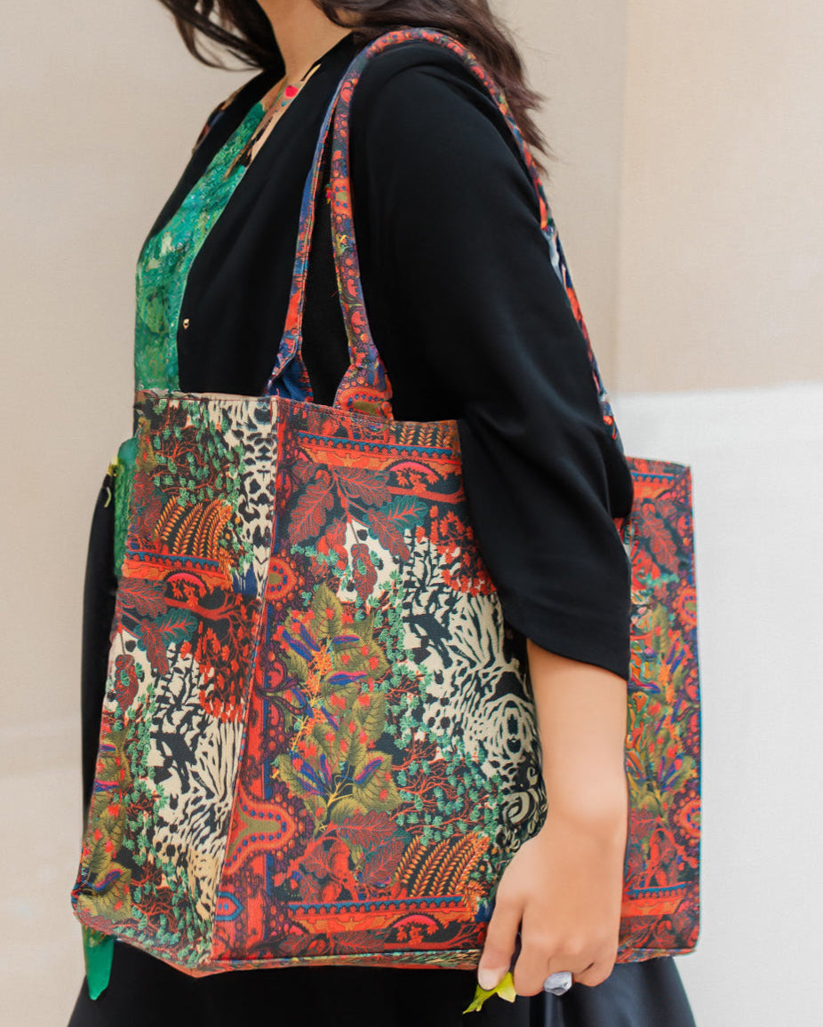 Trendy Canvas Tote Bag women Pakistan