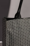 Stylish women’s handbag in Pakistan