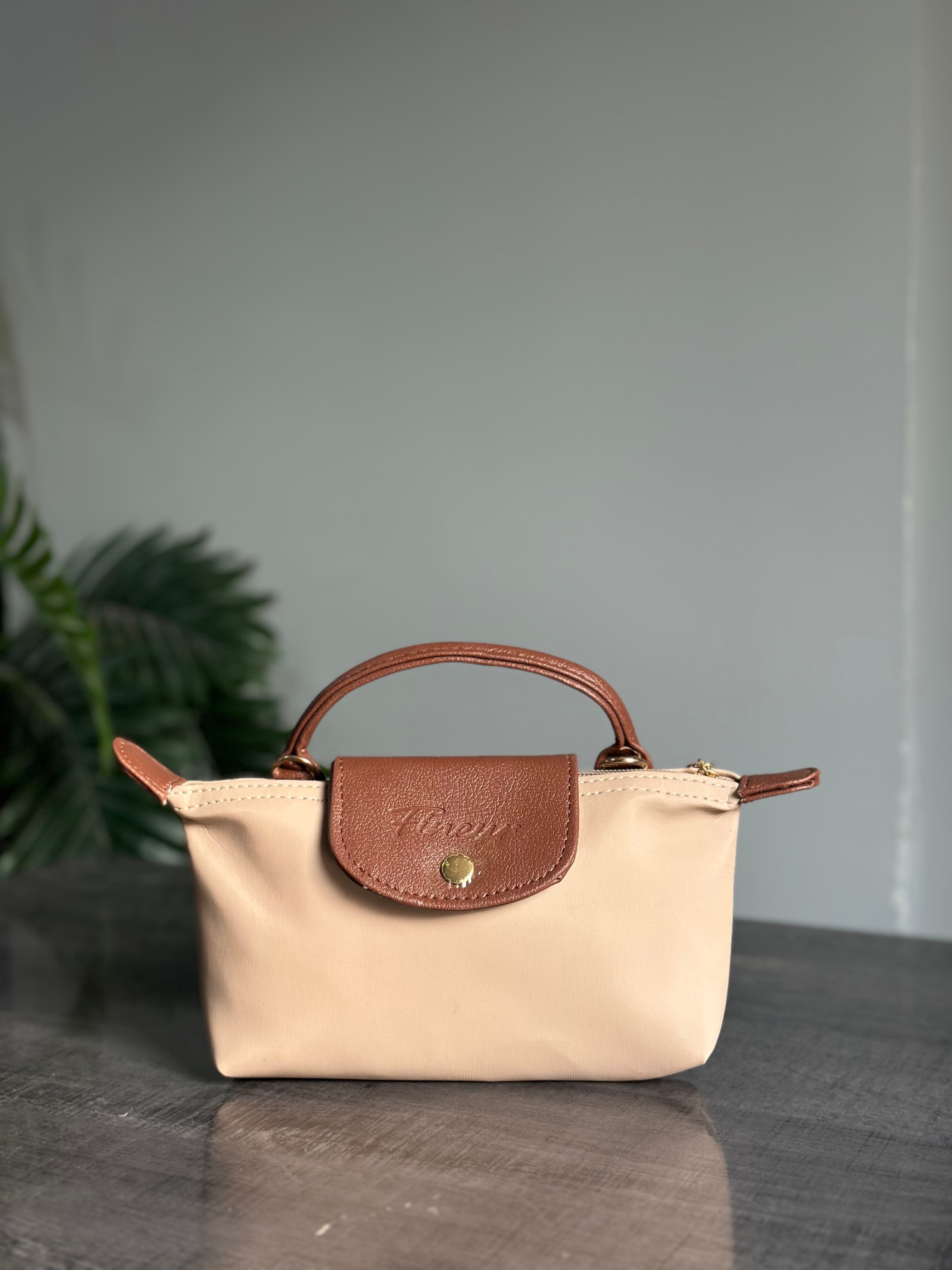Fineur Crossbody Champ - Latte Beige