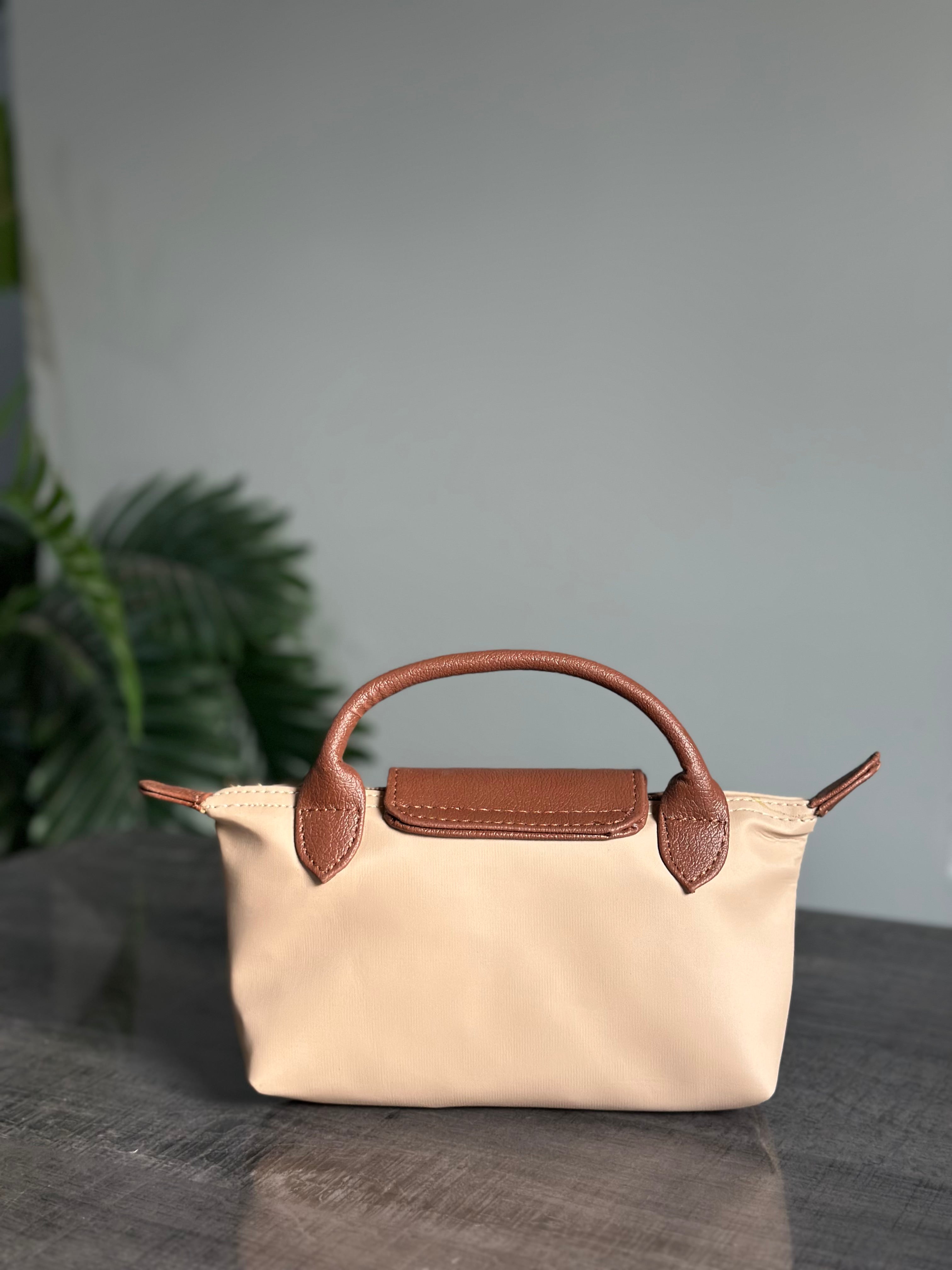 Fineur Crossbody Champ - Latte Beige