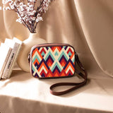 Fineur - Sunset Chevron Canvas Crossbody Bag - Brown