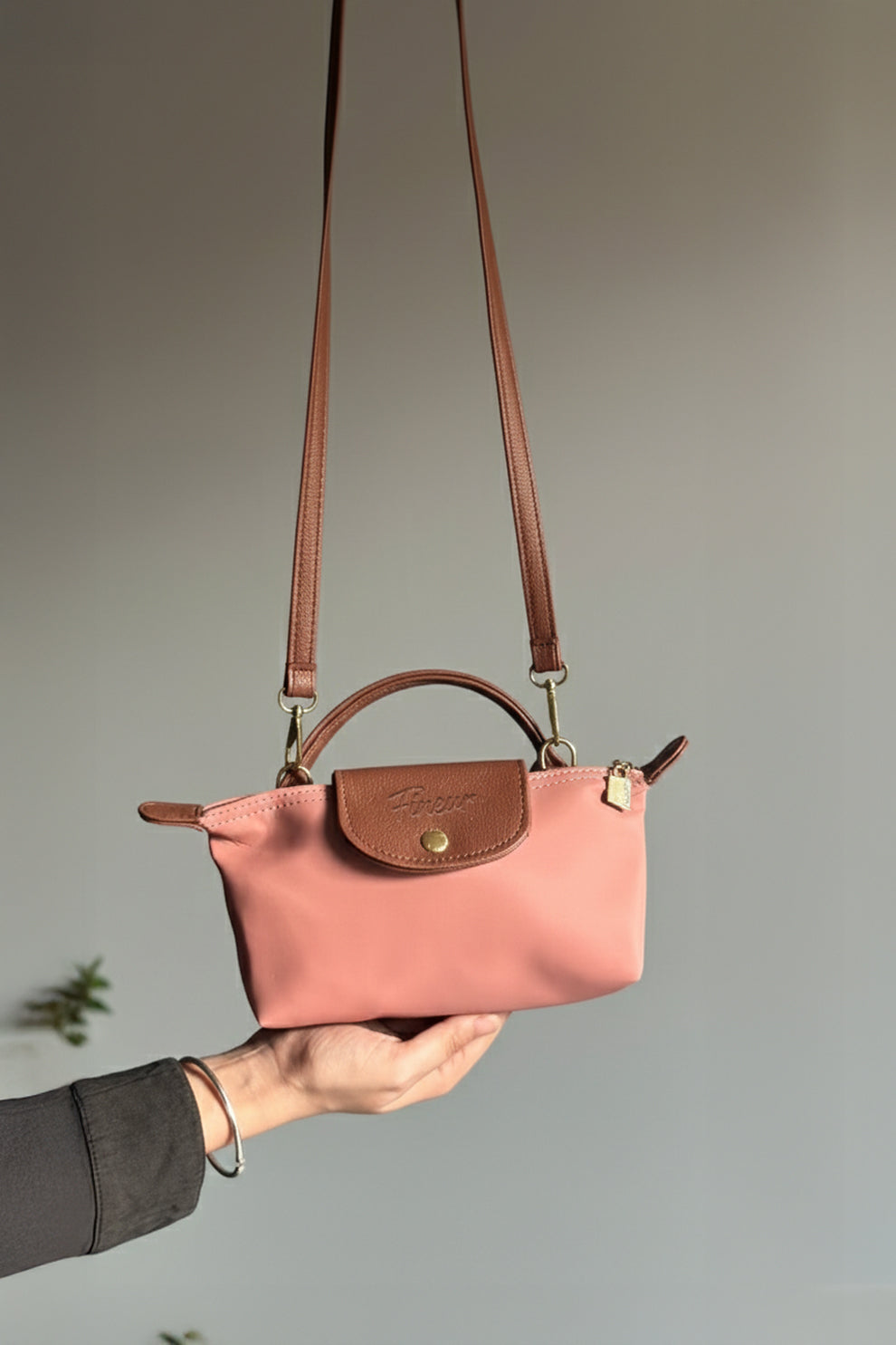 Fineur Crossbody Champ - Vintage Pink