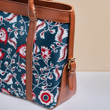 Women's Modern Canvas Tote in Pakistan