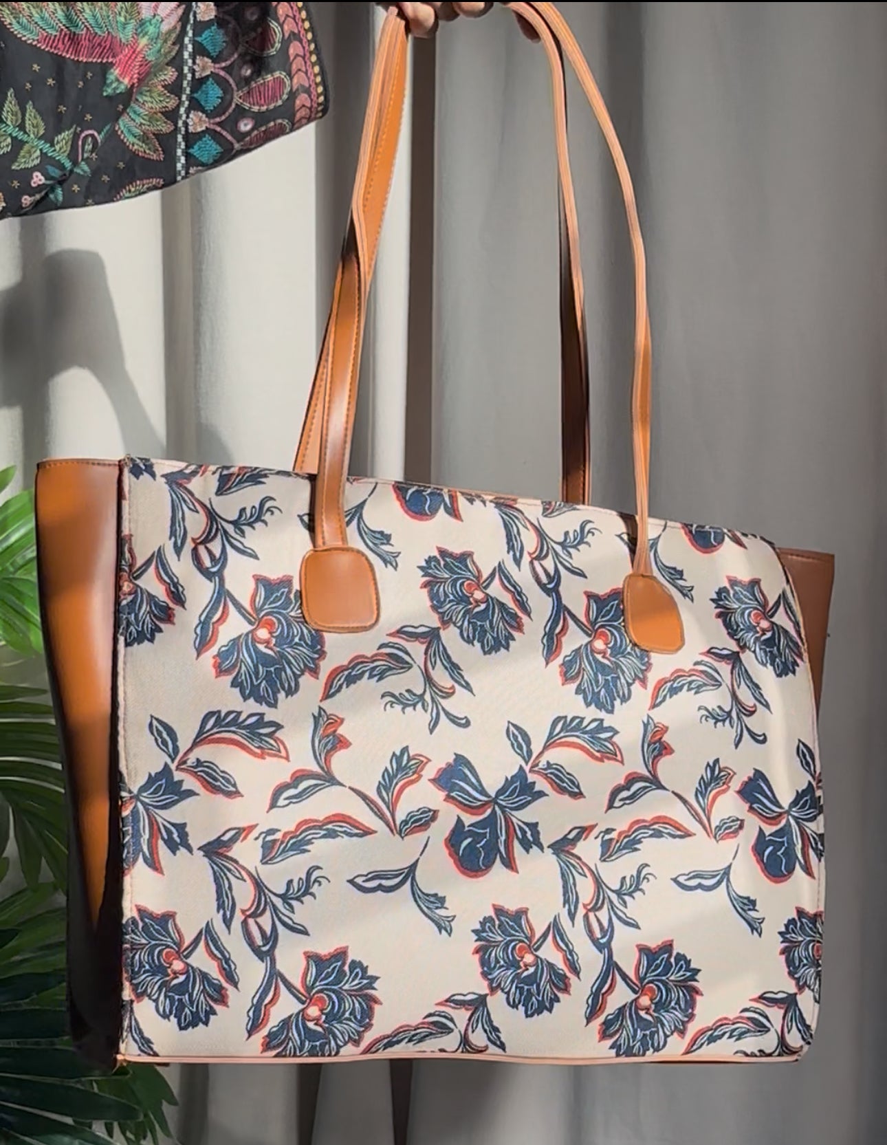 Fineur Side Rexine Canvas Tote SkyLeaf