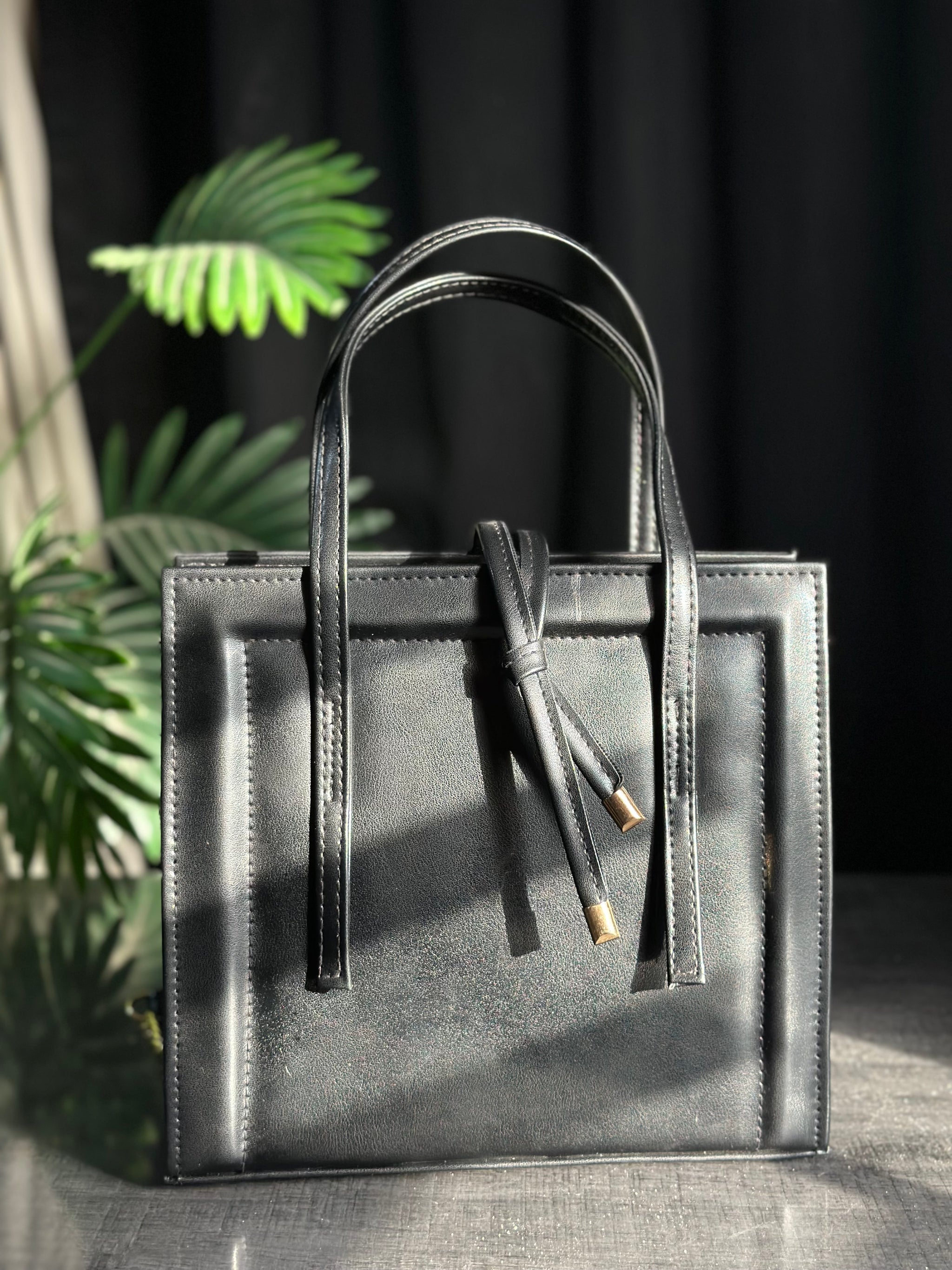 Best Shoulder Bags In Pakistan